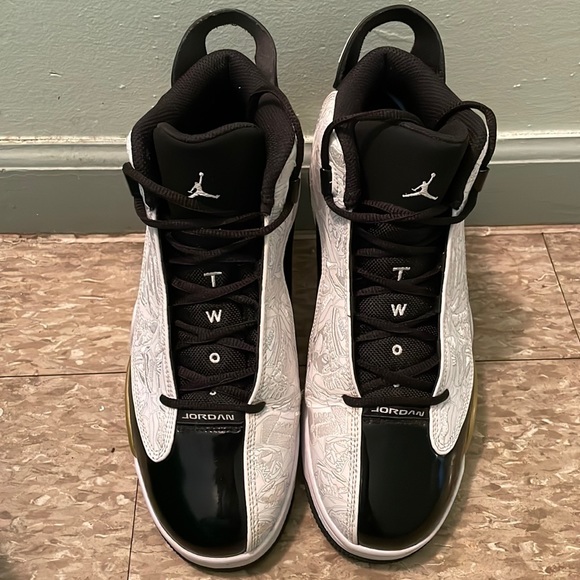 Jordan Other - Jordan Dub Zero white, black & gold.